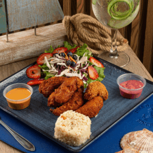 Camarones empanizados rellenos